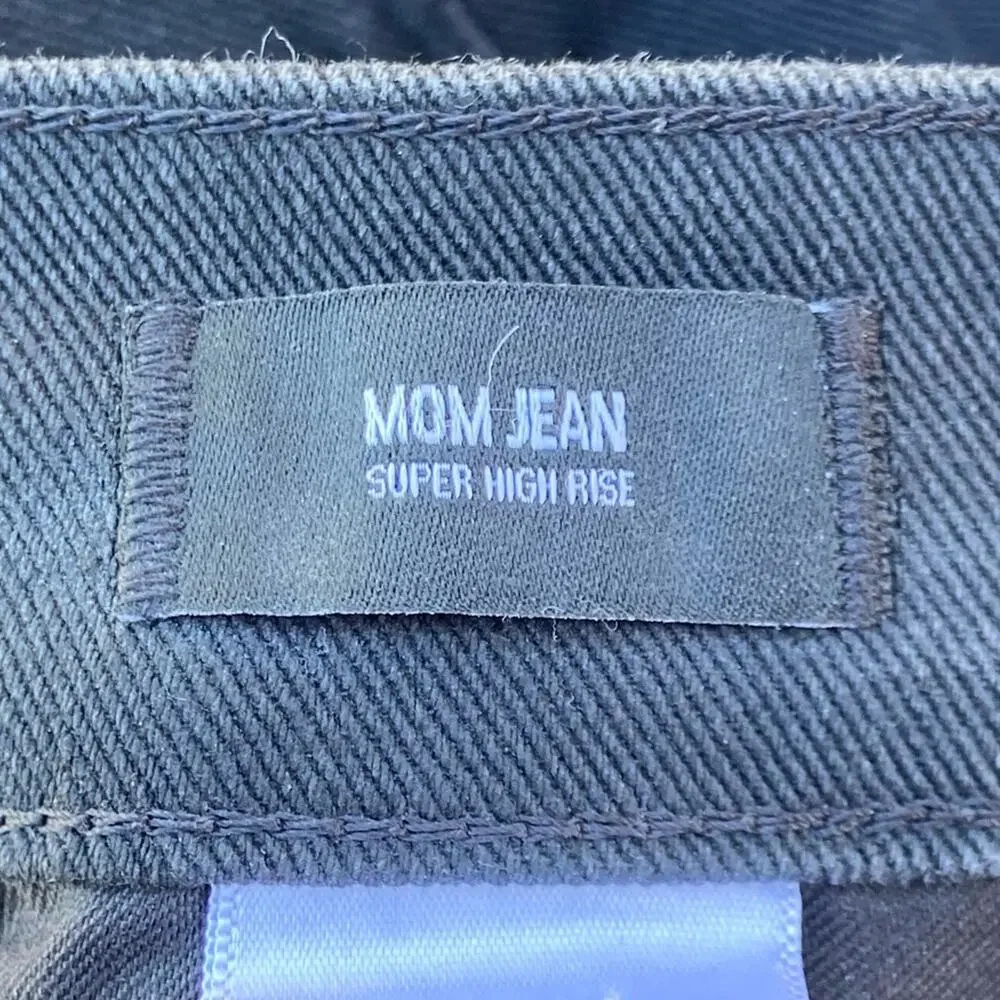 Express Super High Waisted Black Mom Jeans Size 12 - Picture 7 of 12